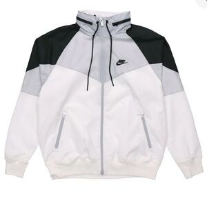 Nike Windrunner Jacket in Black and White